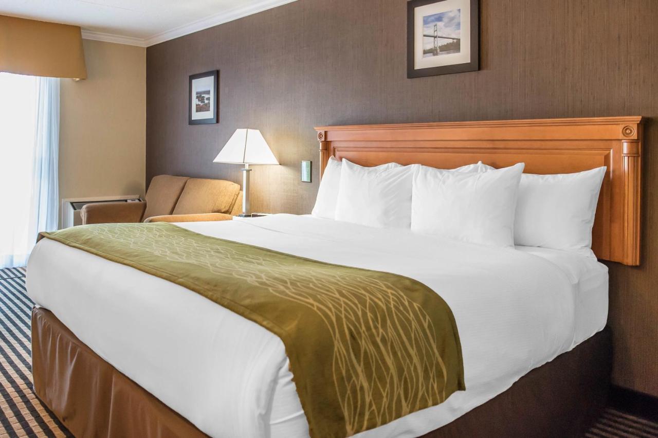 Comfort Inn Броквилл Экстерьер фото