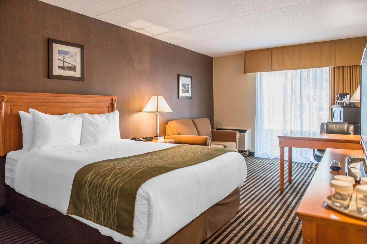 Comfort Inn Броквилл Экстерьер фото